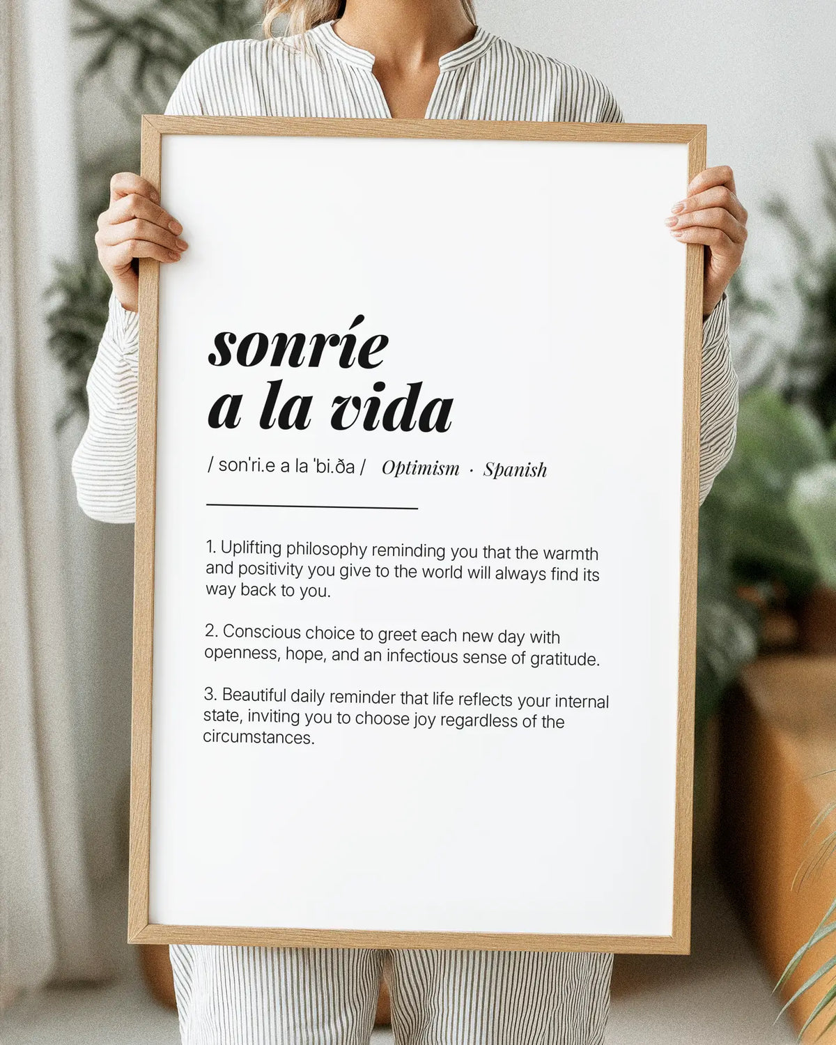 Definition Poster of Sonríe<br />A La Vida on Gallery White background